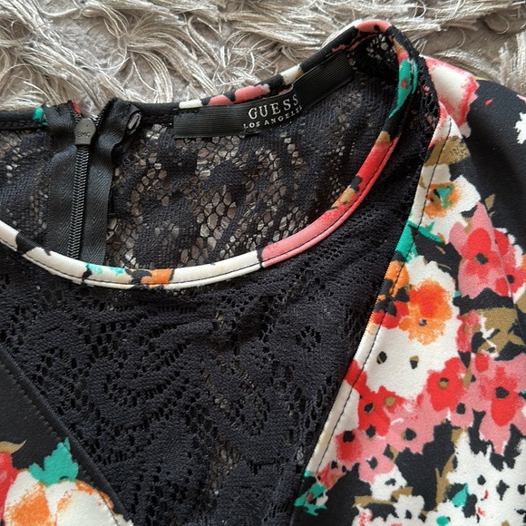 Guess peplum dress - Picture 2 of 5